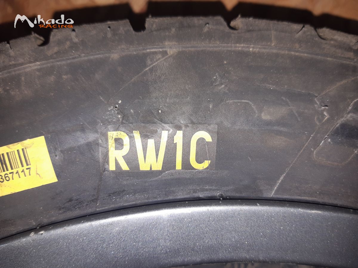 pneu pirelli 17 pluie RW1C – photo 2 sur 3