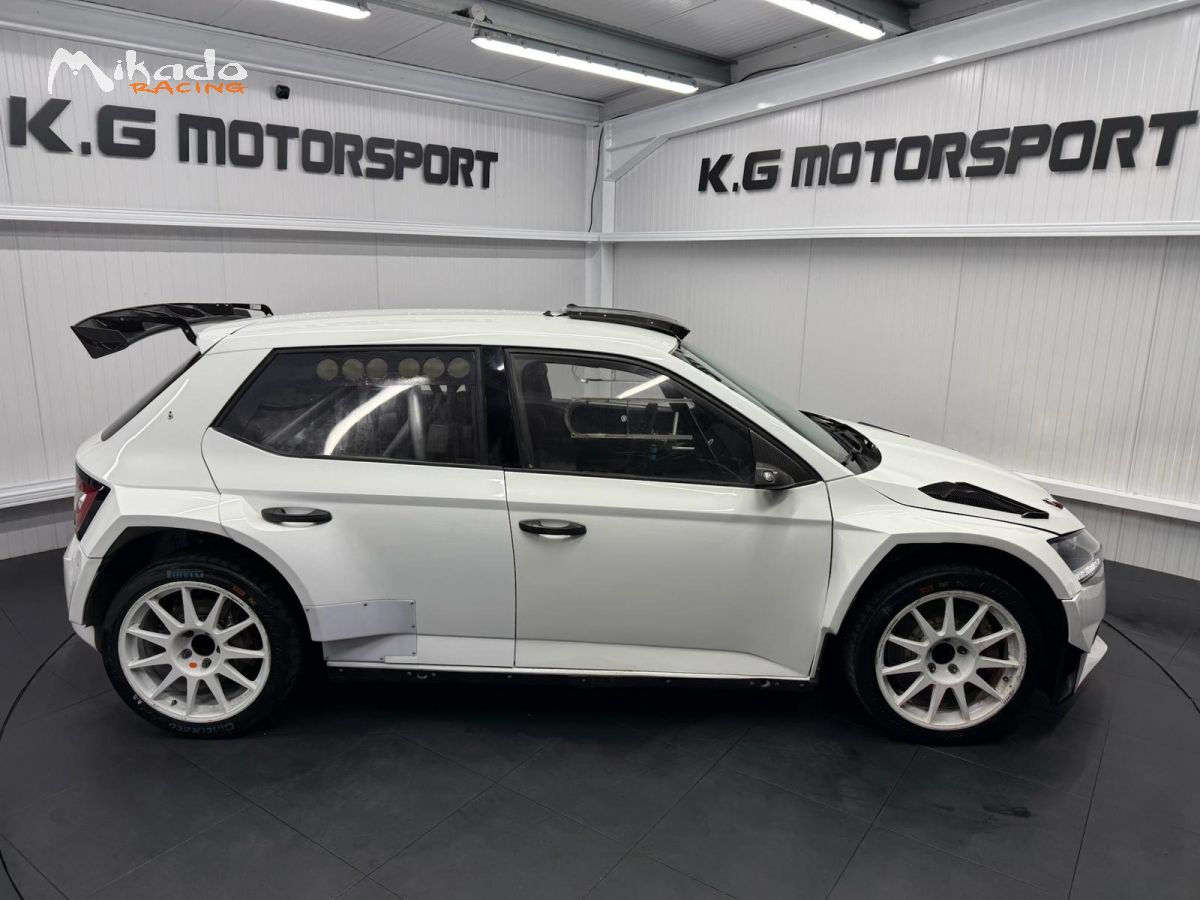 KG MOTORSPORT À VENDRE ŠKODA FABIA RALLY2 EVO – CHÂSSIS 110 – photo 2 sur 6