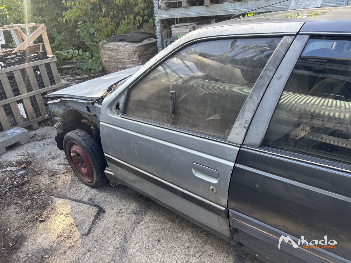 Peugeot 405 mi16 – photo 2 sur 3