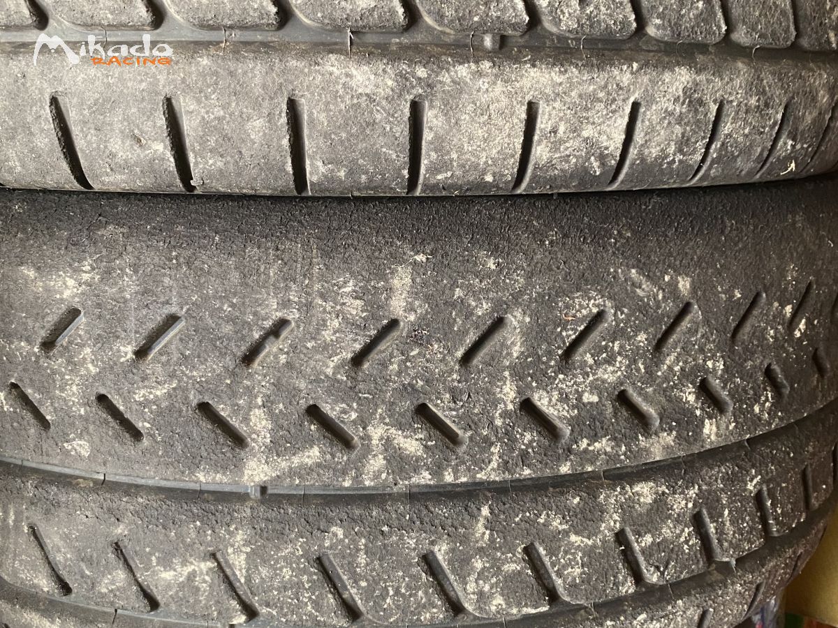 VD MICHELIN NEUF EN 17 IDEAL CLIO KITCAR/M3/SIERRA – photo 1 sur 3