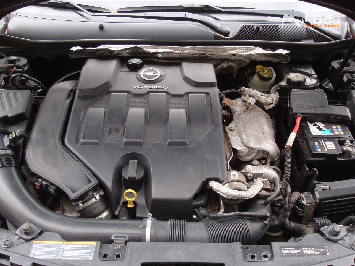 A vendre Opel Insignia OPC 2.8 V6 Turbo 4x4 – photo 5 sur 6