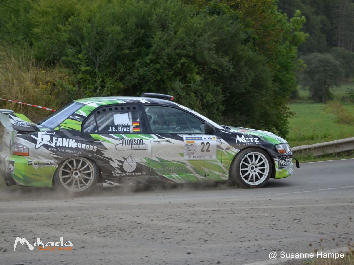 Mitsubishi Evo 9 – photo 1 sur 3