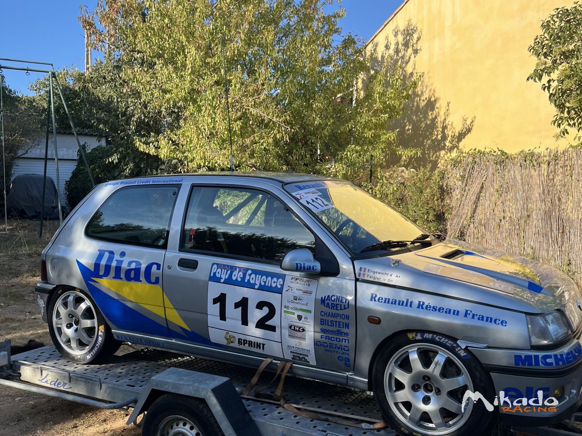 Renault Clio groupe a Vhc 1800 – photo 1 sur 6