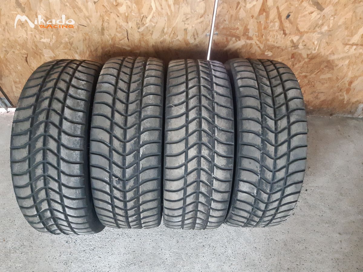 pneu pirelli 17 pluie RW1C – photo 3 sur 3