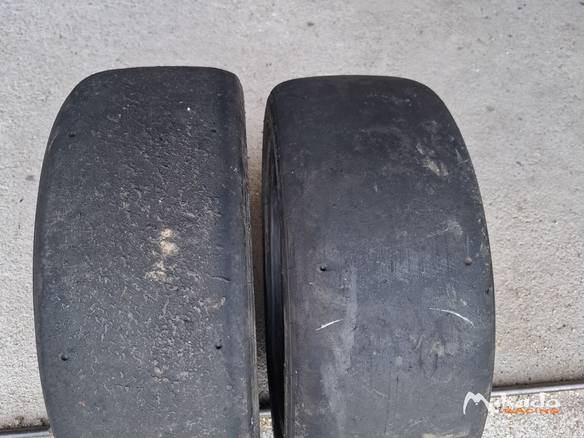 Pneus slicks Yokohama 14 pouces – photo 1 sur 4