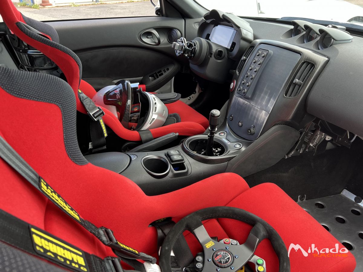 Nissan 370z nismo street/piste – photo 6 sur 6