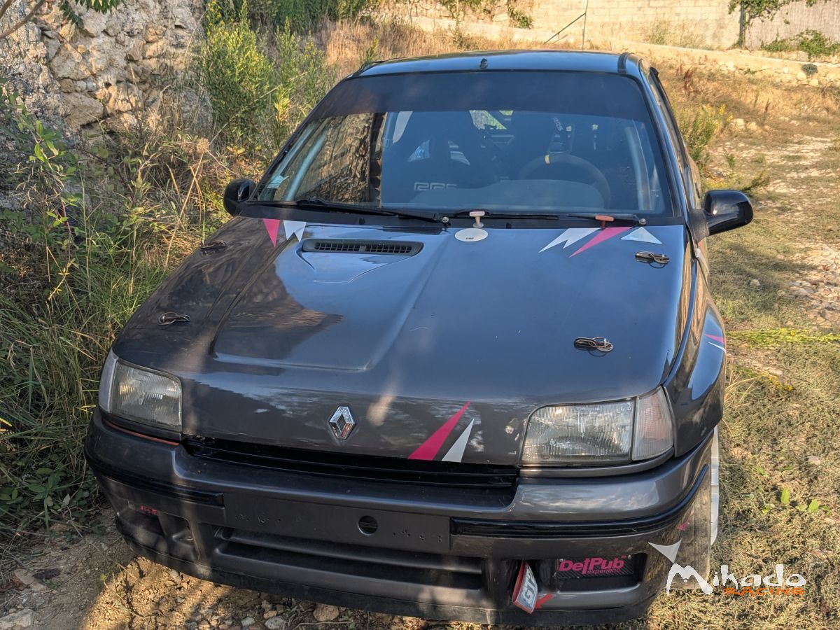 Clio williams f2014 sans mécanique – photo 1 sur 3