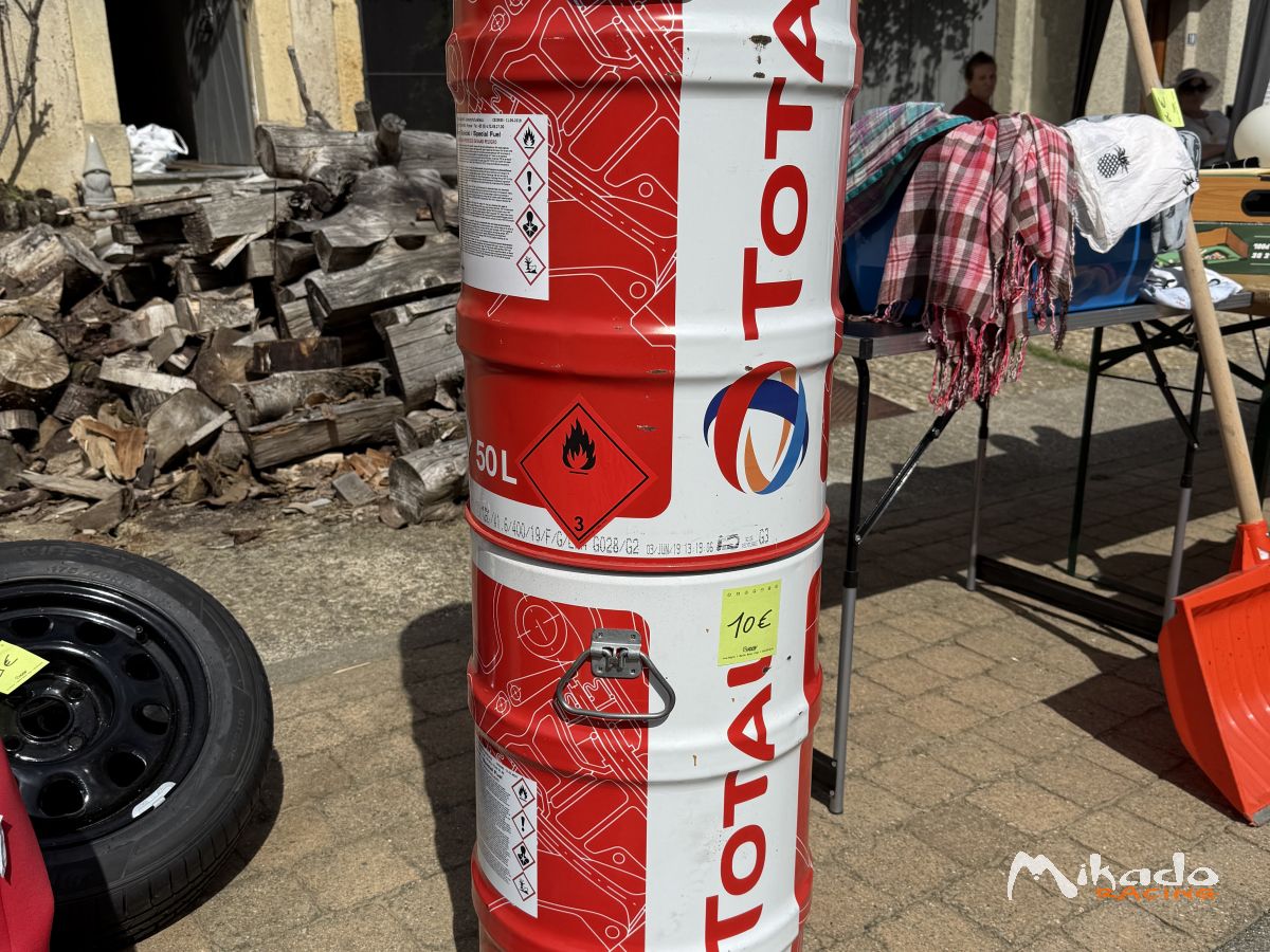 Bidon essence Total - 50 litres – photo 2 sur 2