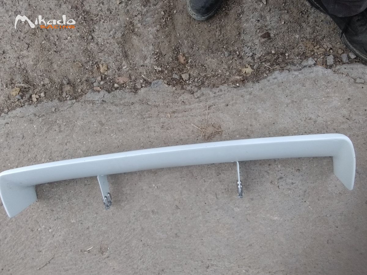 becquet arriere polyester peugeot 306 a 7k – photo 1 sur 6