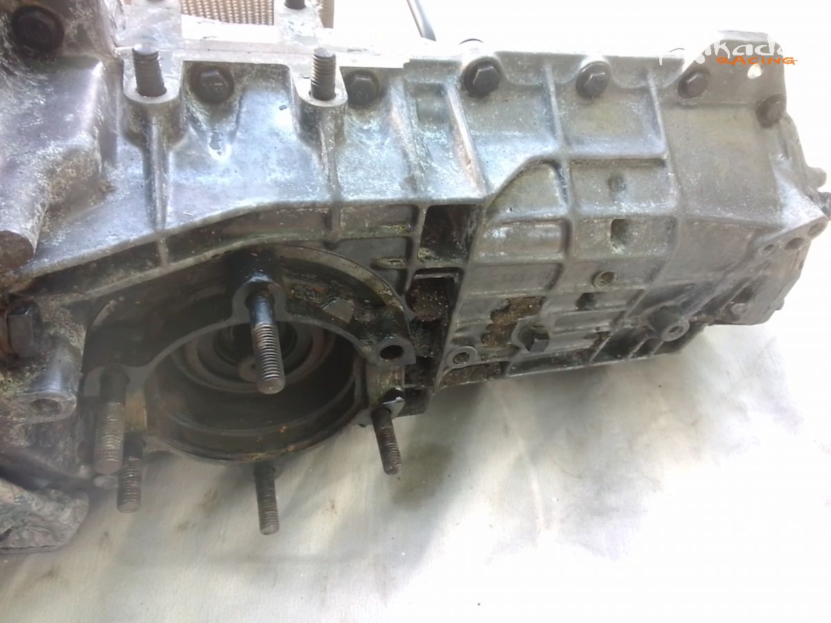 Renault 8 . dauphine.caravelle boîte 4 vitesses 330,02 et pieces – photo 1 sur 3