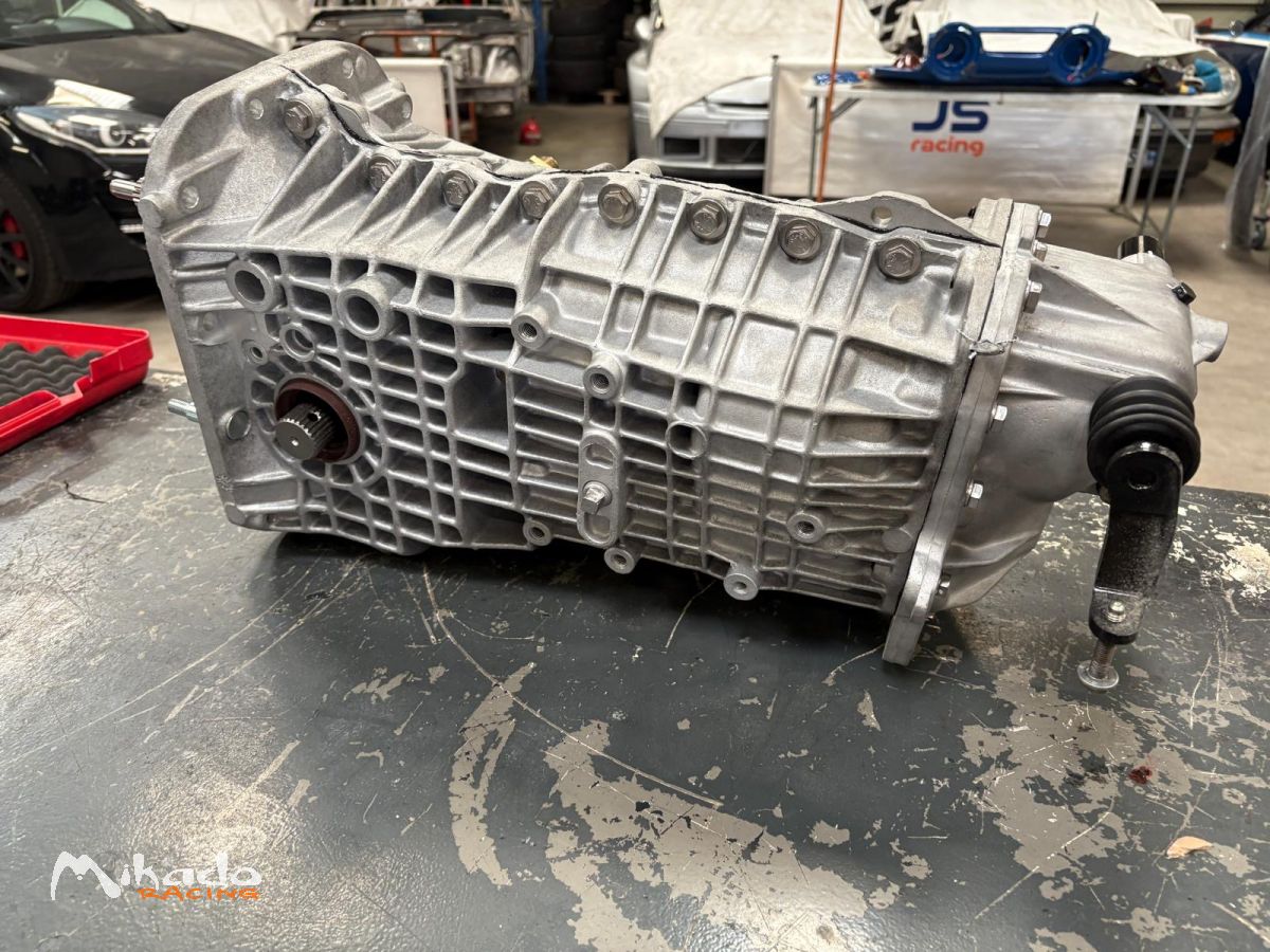 Boîte Sadev renault 5 – photo 1 sur 3
