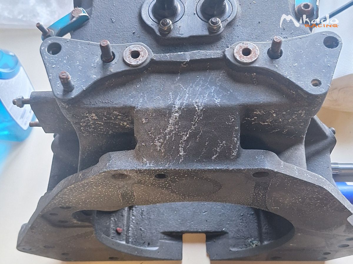 Entretoise BV dallara f399 Toyota – photo 1 sur 5