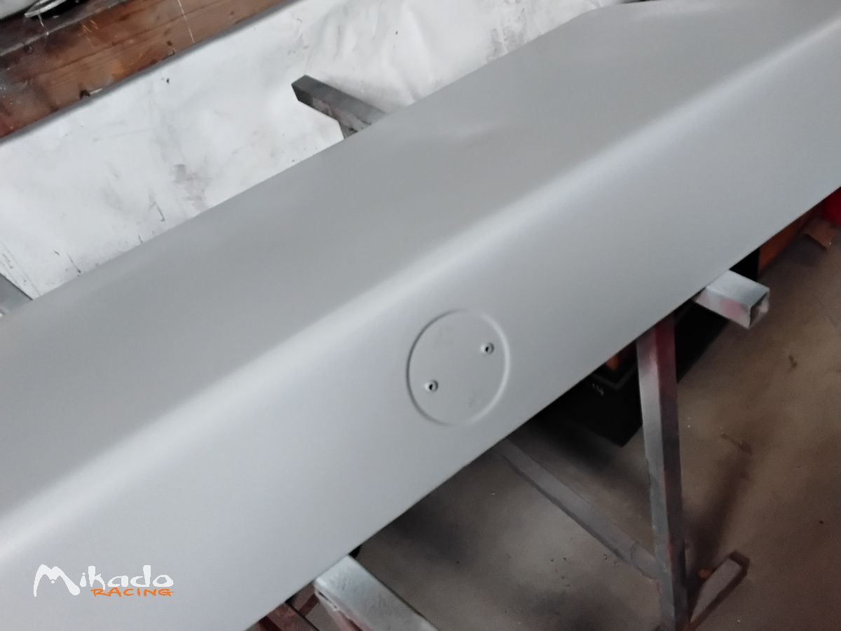 Malle arriere BMW E30 M3 ORIGINE – photo 5 sur 6