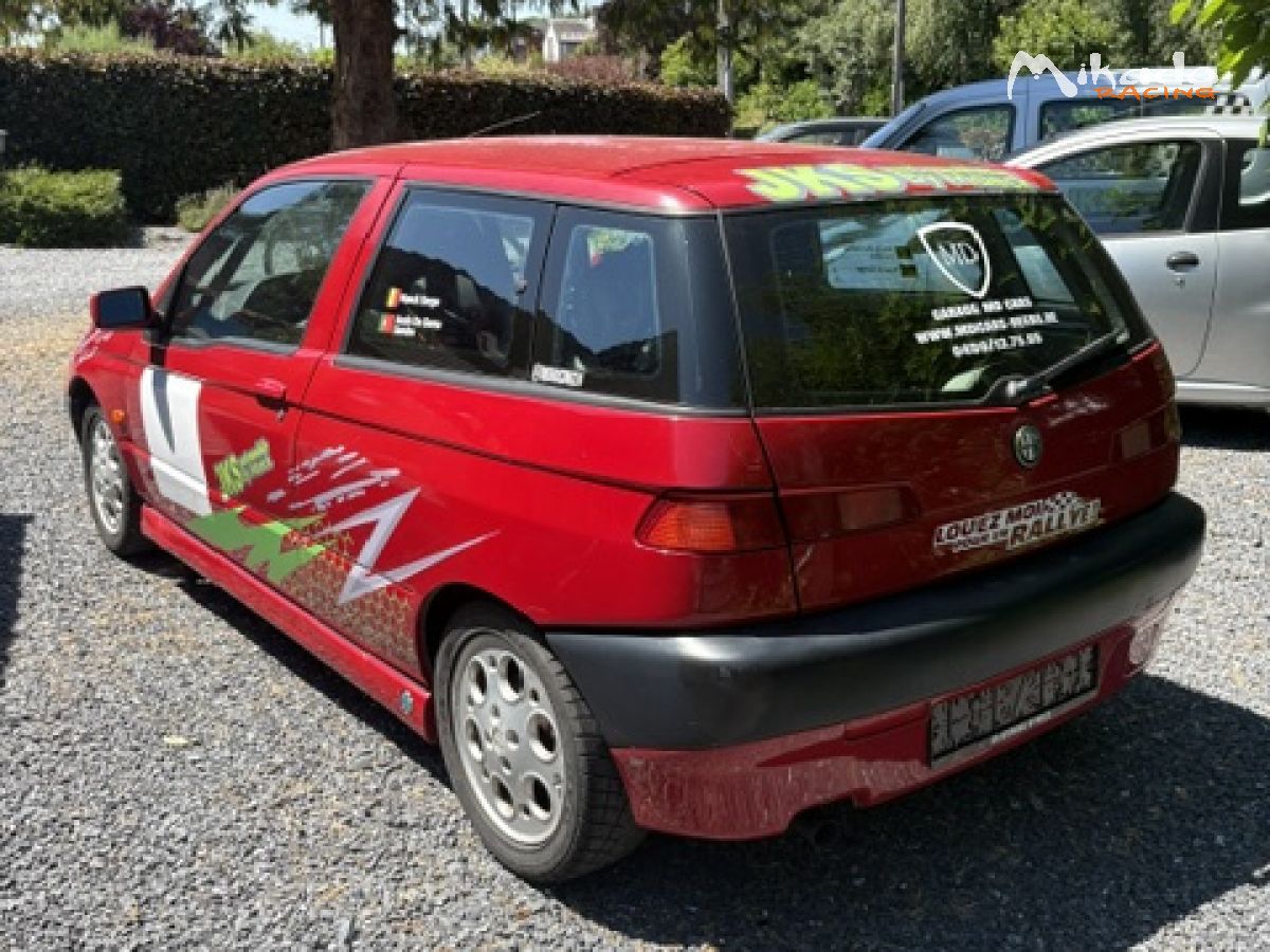 Alfa Romeo 145 Quadrifoglioverde 2.0 Twin spark – photo 2 sur 6