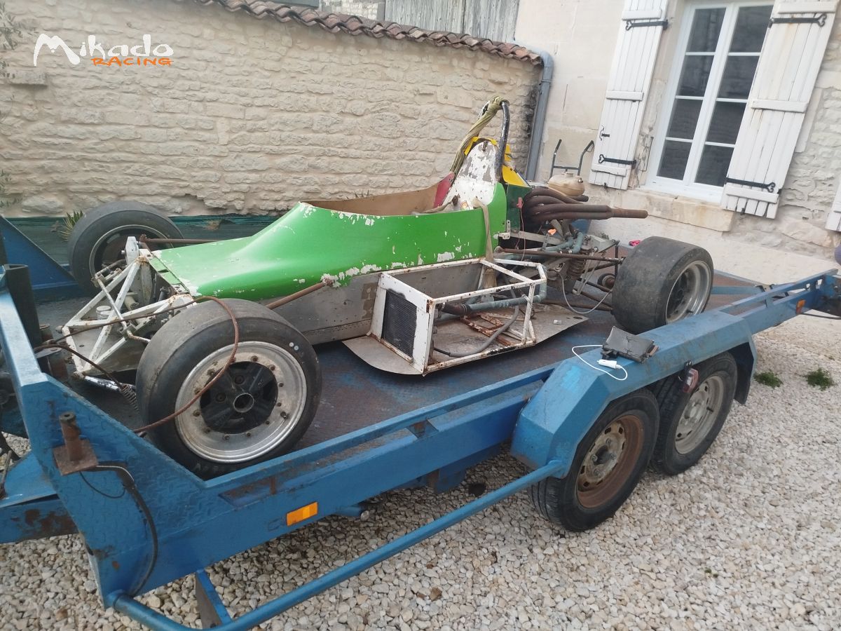 Monoplace formule hampe renault – photo 1 sur 2