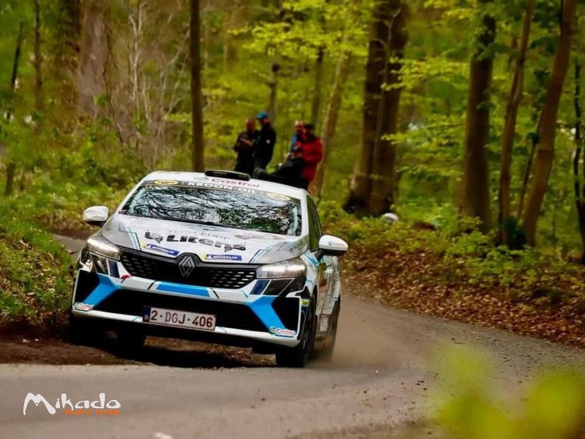 Clio Rallye 5 – photo 2 sur 4