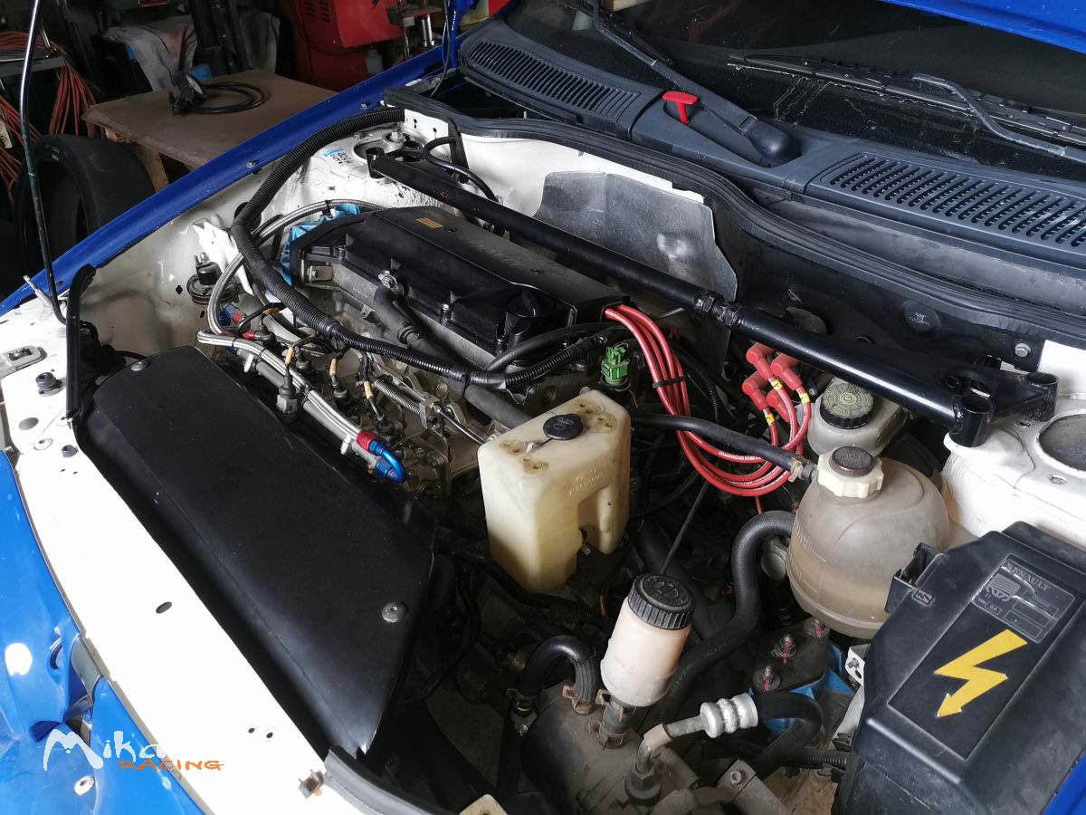 Megane coupé f2000 – photo 4 sur 6