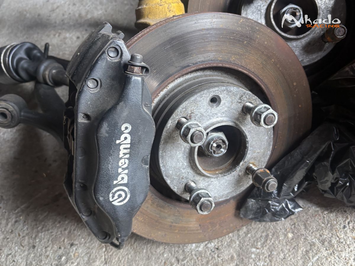 Kit frein 4 pistons – photo 1 sur 3