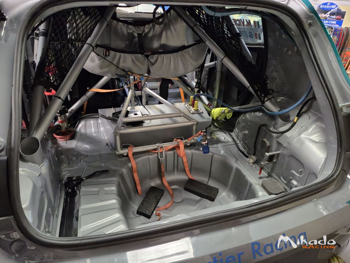 Clio Rally4 – photo 3 sur 4