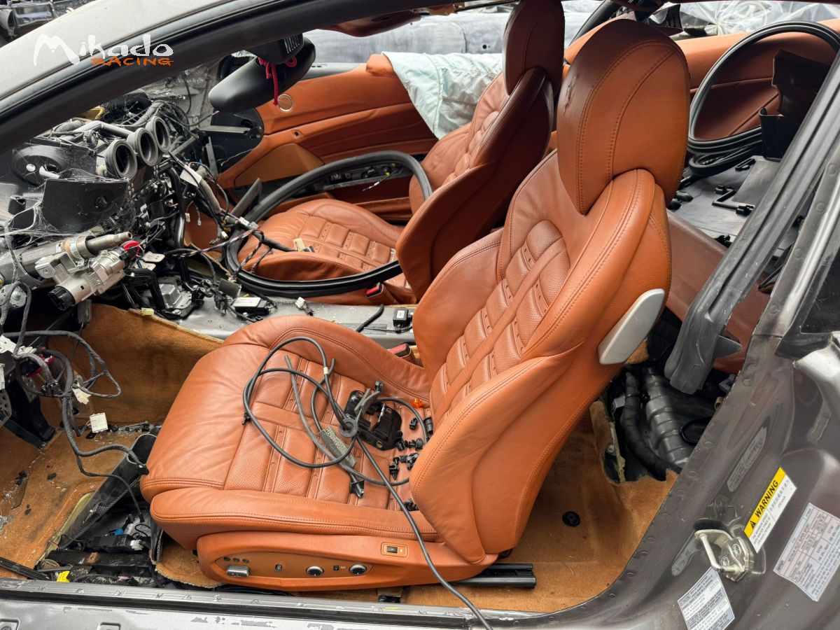 Pièces détachées Ferrari FF 2012 - Démontage complet – photo 3 sur 6