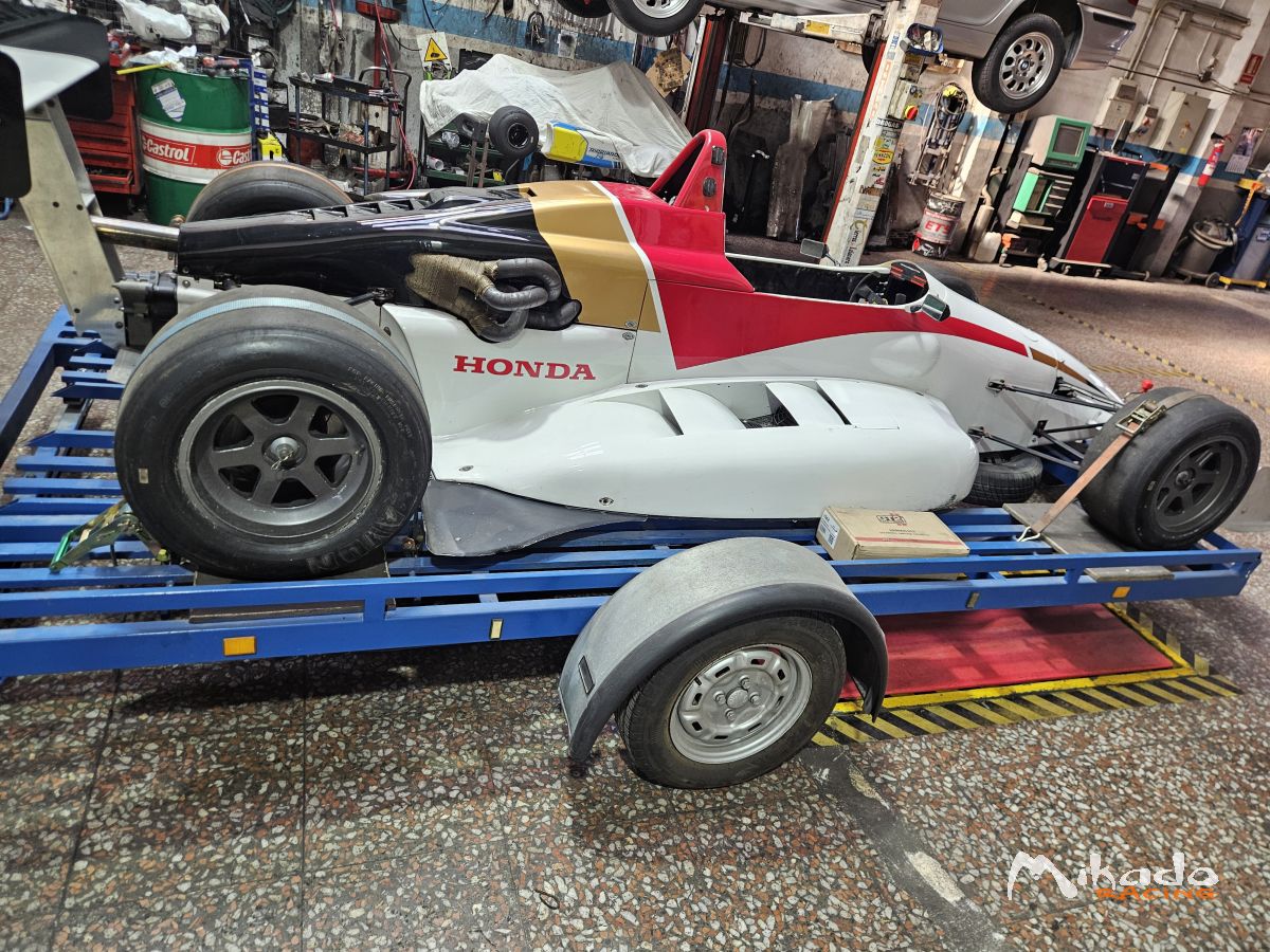 Dallara F388 – photo 2 sur 4