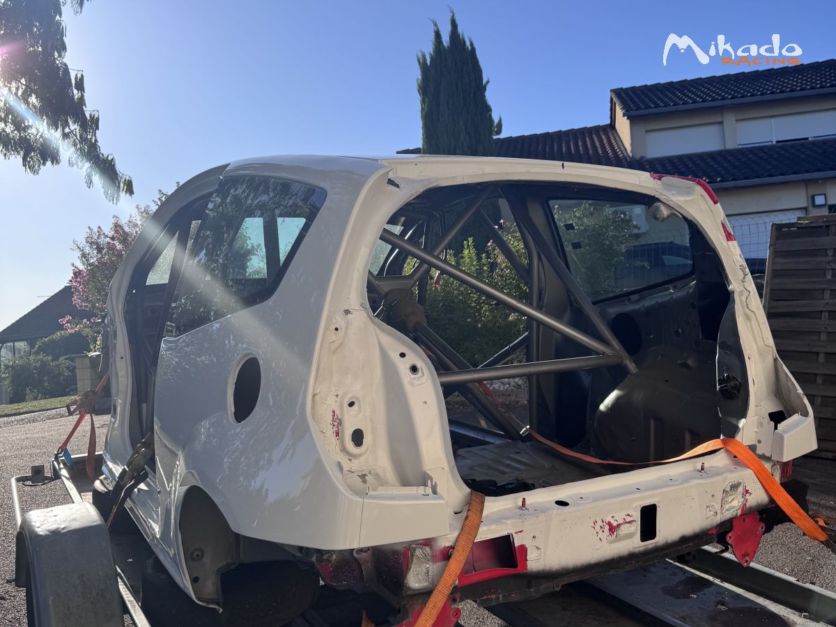Caisse c2 r2 à rafraîchir.