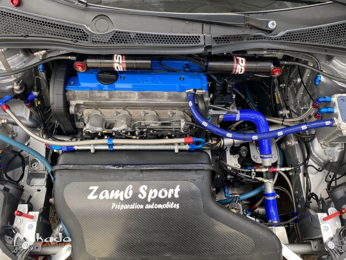 208 F2000 – photo 3 sur 4