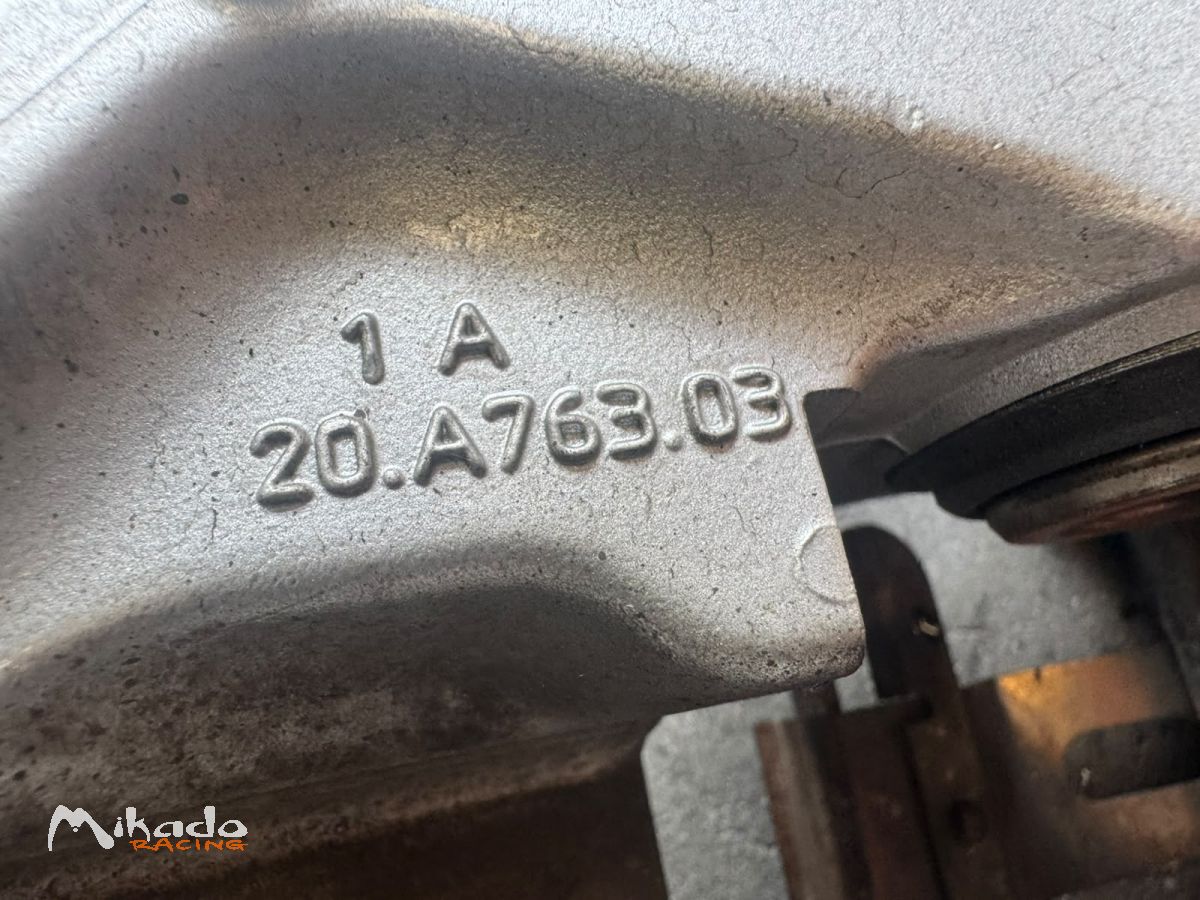Étriers de frein avant et arrière Ferrari – photo 4 sur 6