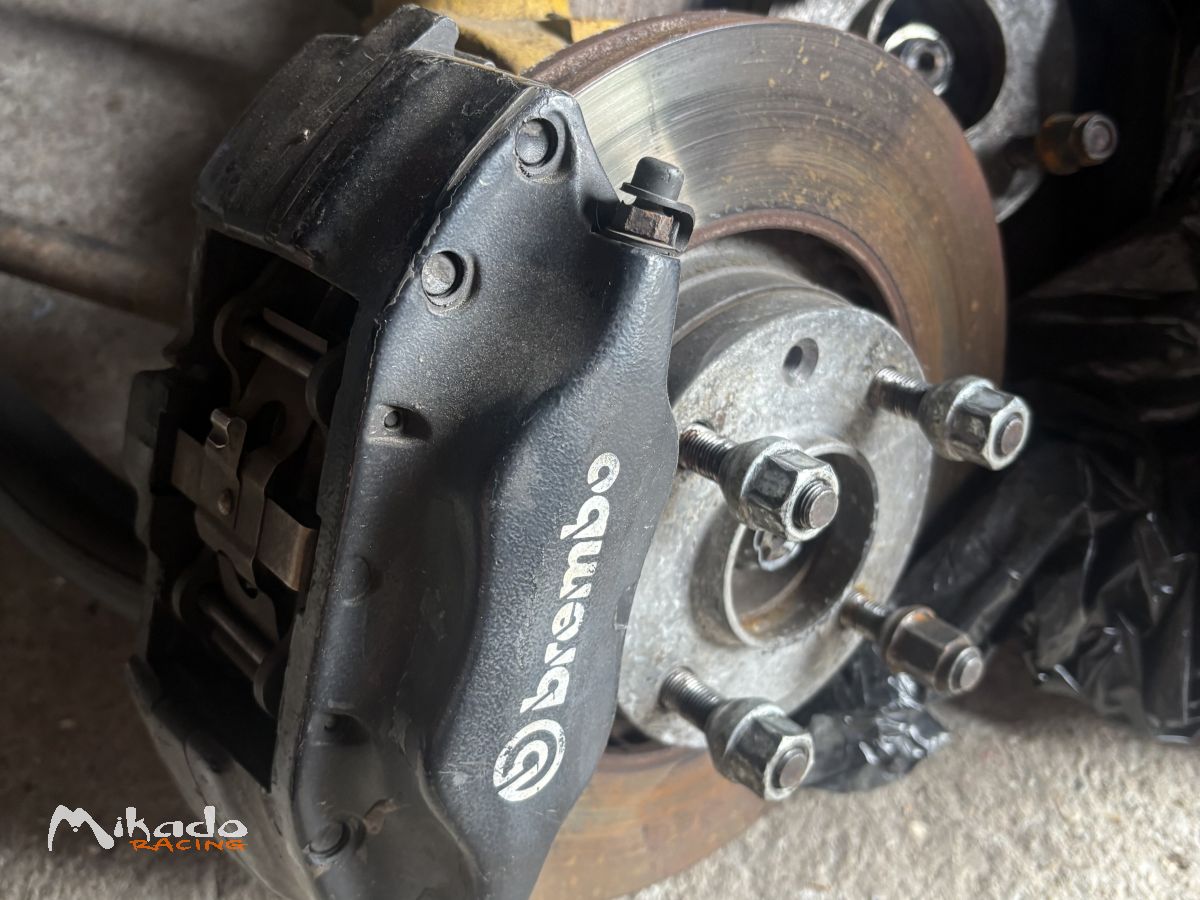 Kit frein 4 pistons – photo 2 sur 3