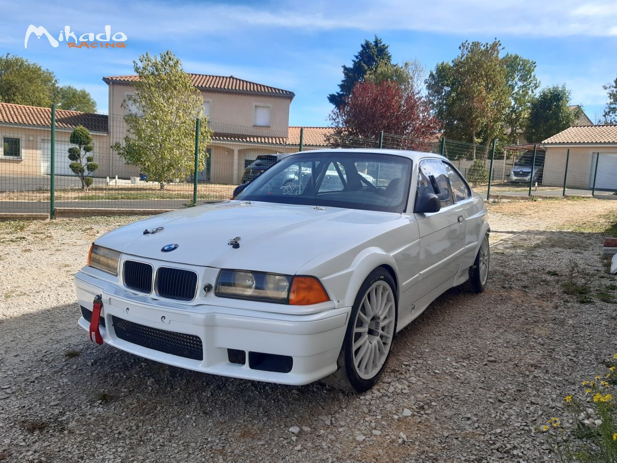 BMW coupé e36 F2000 6 cylindres – photo 2 sur 6