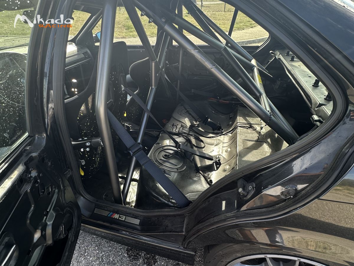 bmw m3 e36 3.0 berline – photo 4 sur 6