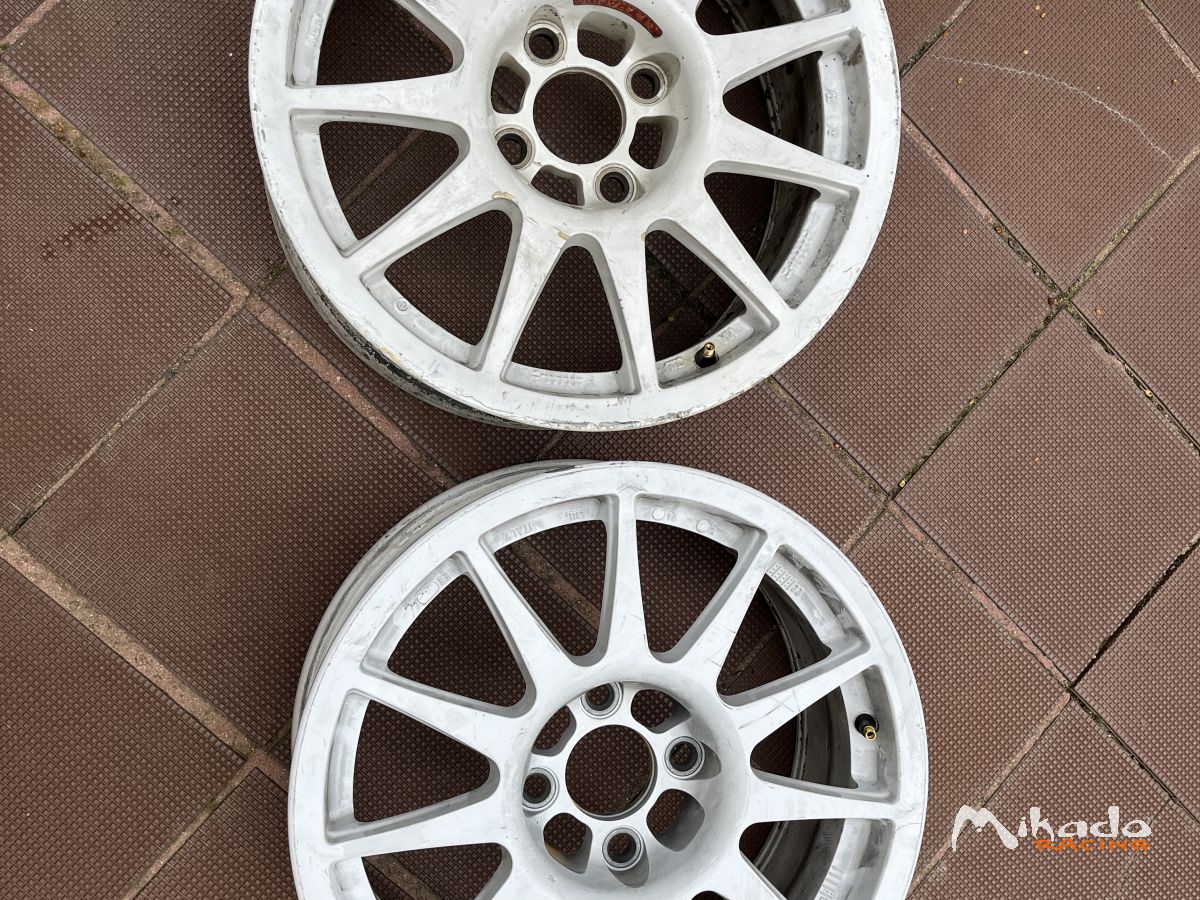 Roues / Jantes 208 r2 entre axes psa – photo 1 sur 2