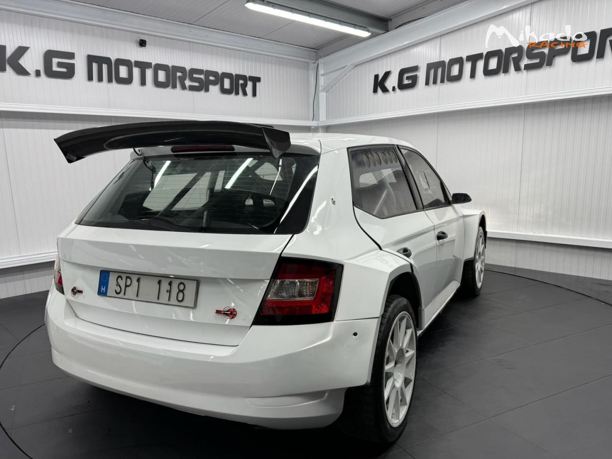 KG MOTORSPORT À VENDRE ŠKODA FABIA RALLY2 EVO – CHÂSSIS 110 – photo 5 sur 6