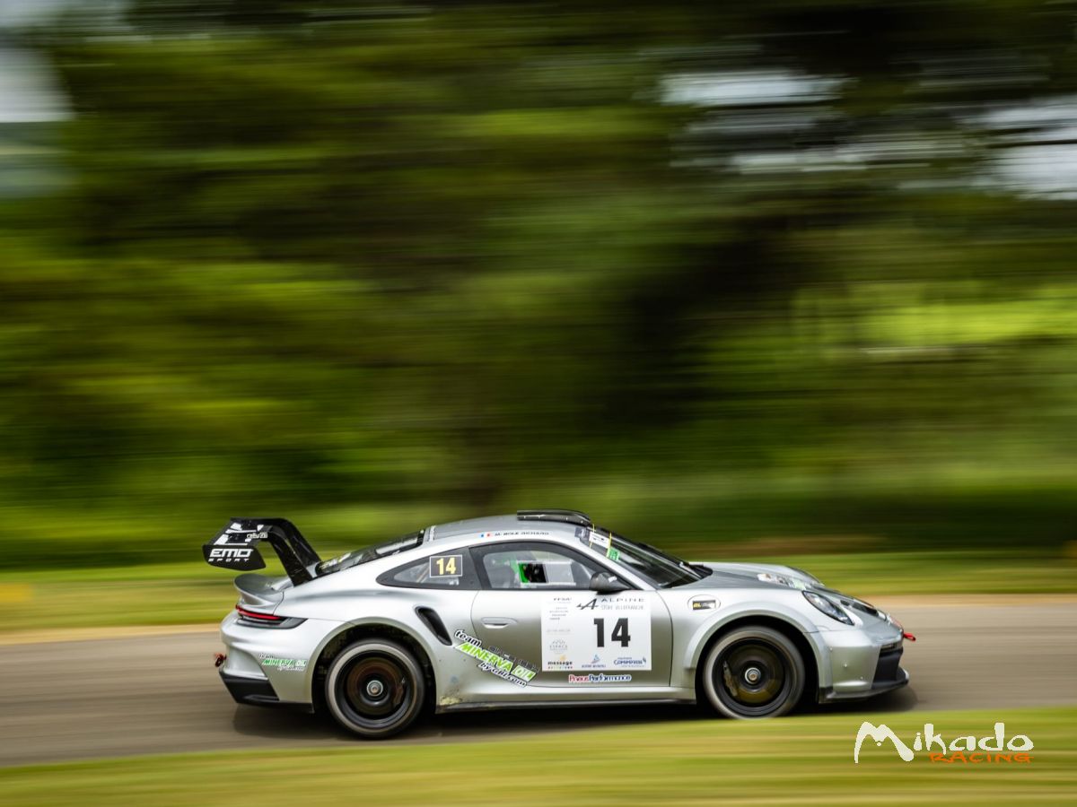 PORSCHE 992 RALLY GT 2026 full Spec – photo 2 sur 3