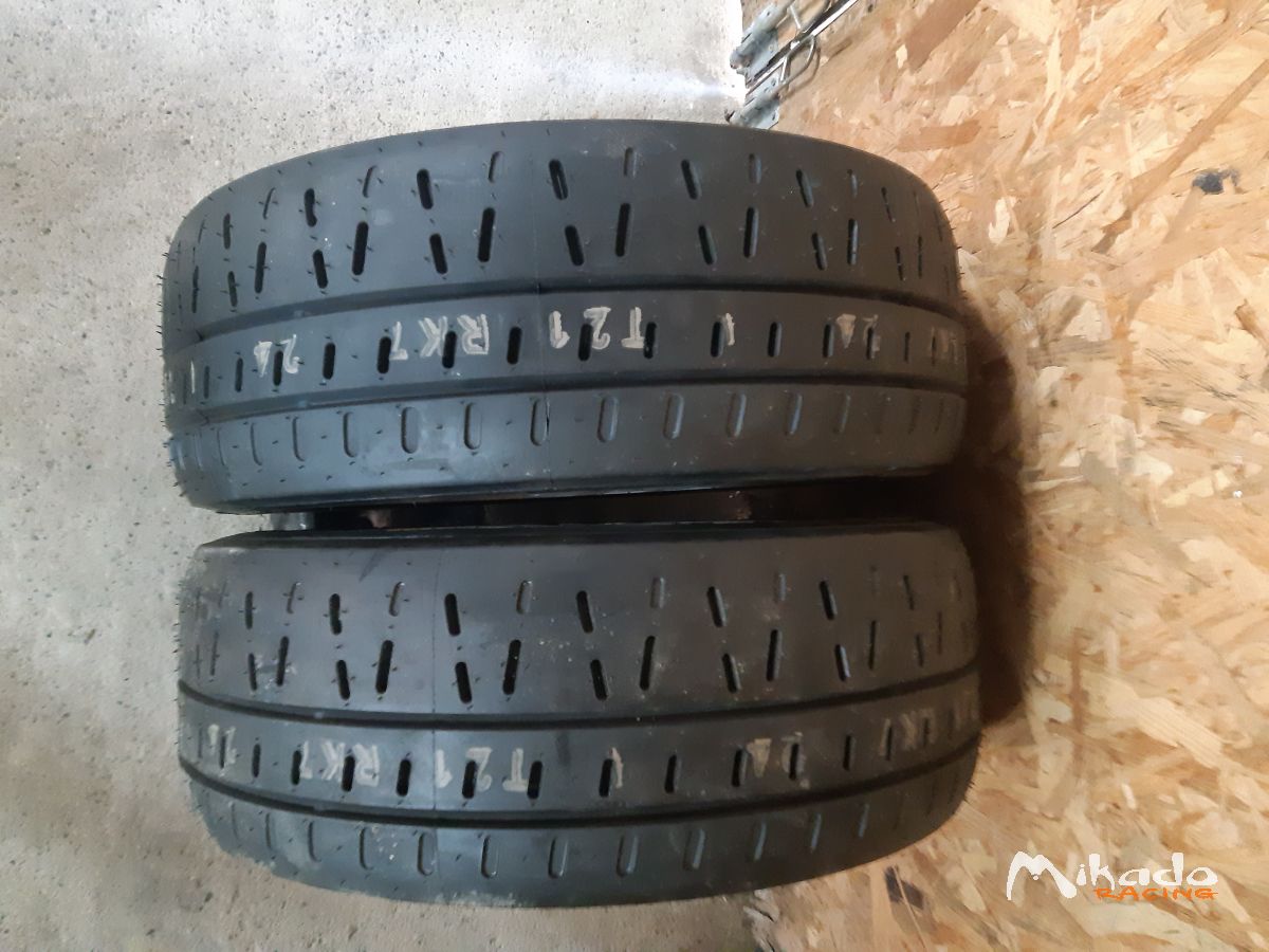 pneu pirelli neuf 15P RK7 – photo 1 sur 2
