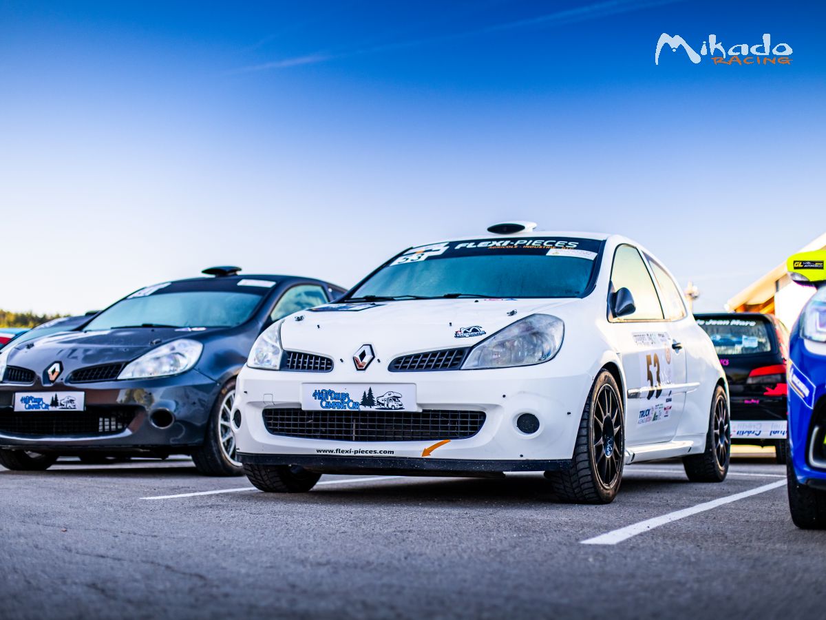 Clio R3 Max – photo 1 sur 6