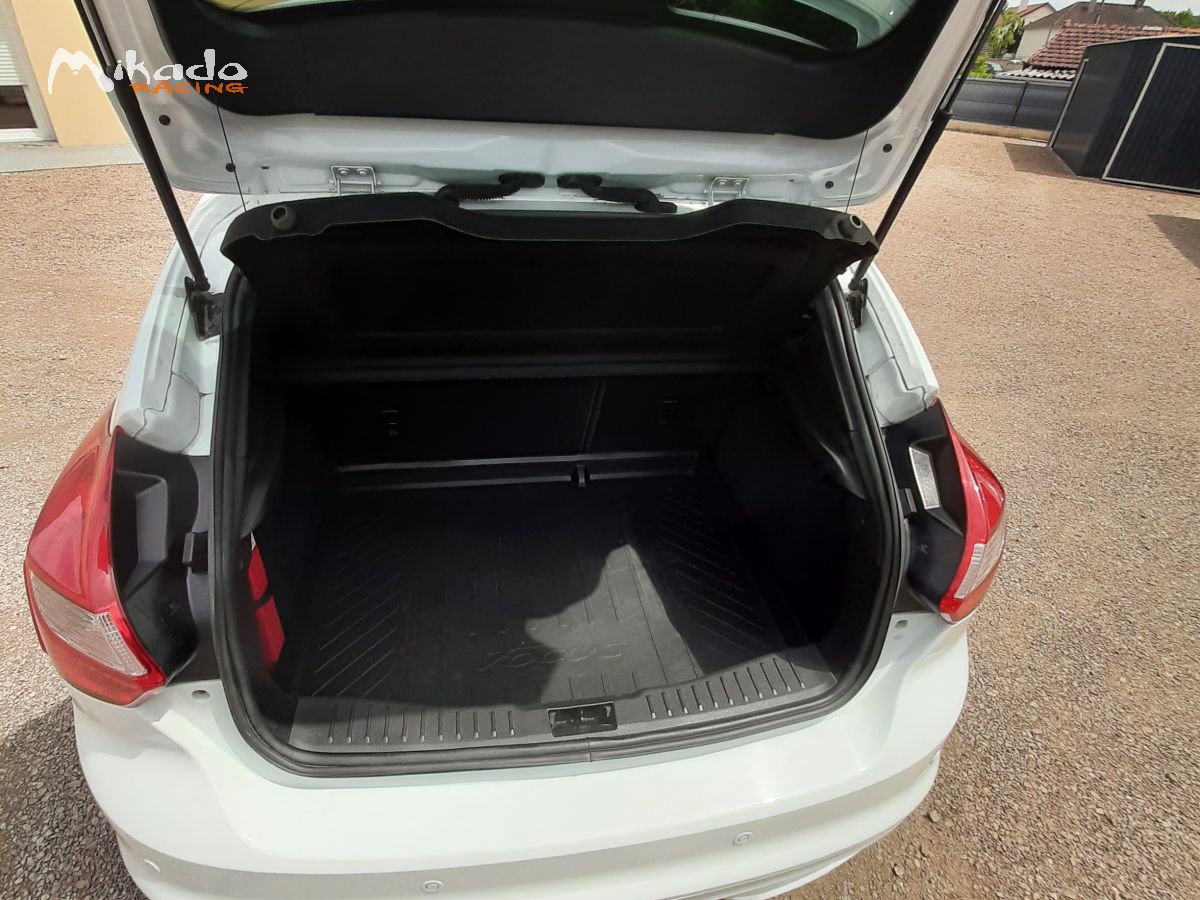 Échange ford focus st contre gra ou f2000 ou fiat – photo 2 sur 6