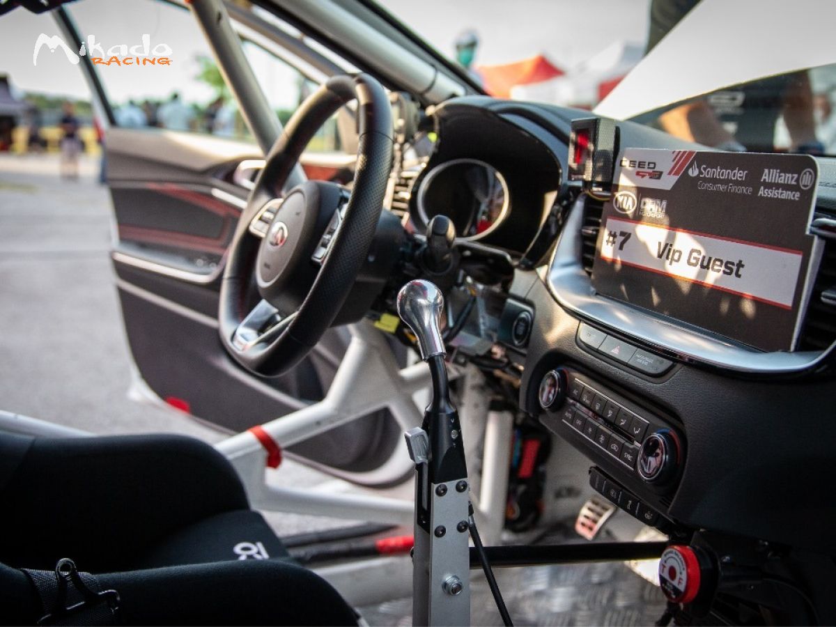 Kia Ceed GT Cup – photo 4 sur 5