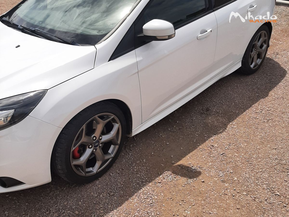 Échange ford focus st contre gra ou f2000 ou fiat – photo 4 sur 6