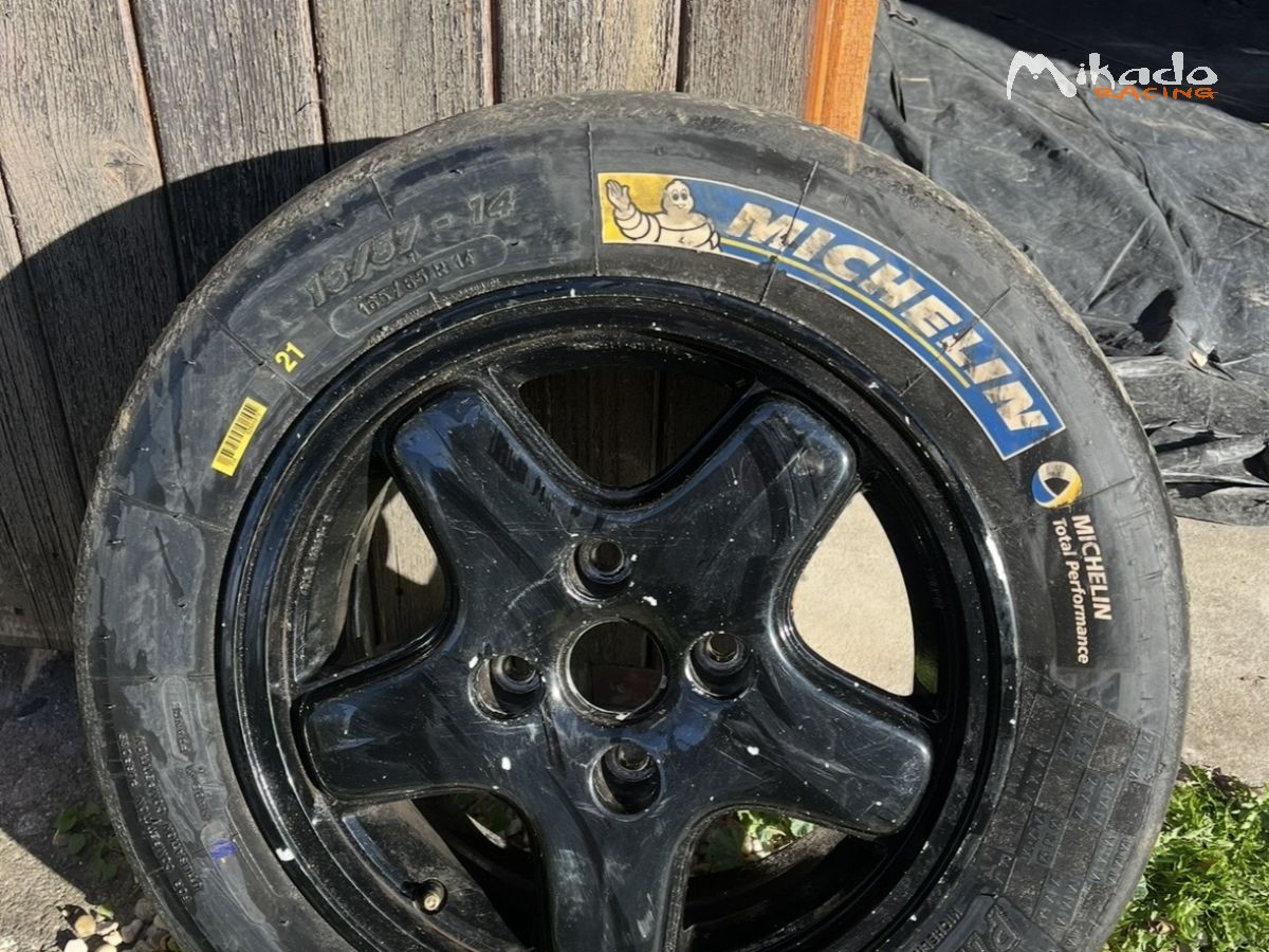 1 roue Michelin r21 en 14 pouces