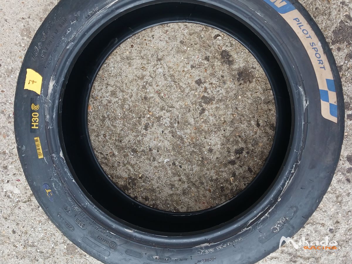 2 Michelin H30 en 19/63-17 – photo 1 sur 6