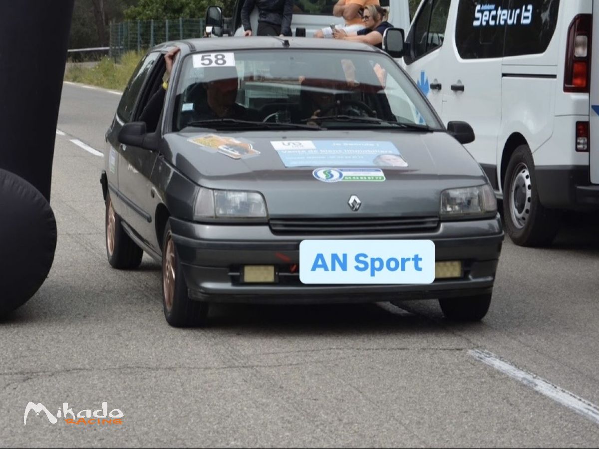 Loue Clio 1 VHRS – photo 4 sur 4