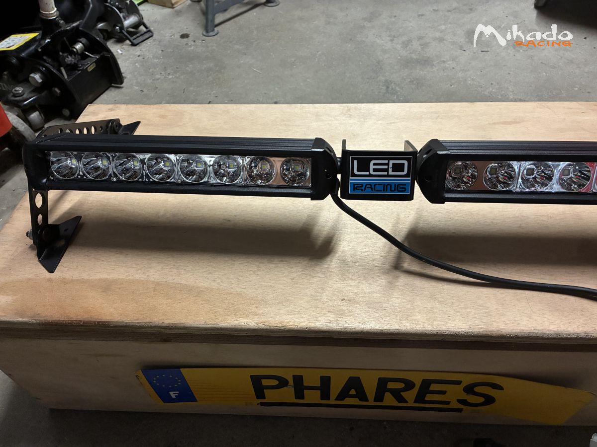 Rampe de phares Led Racing avec support – photo 2 sur 3