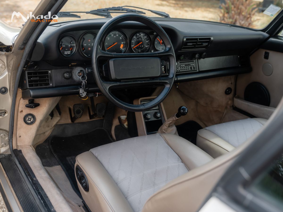 Porsche 911 Carrera 3.2 SC – photo 4 sur 6