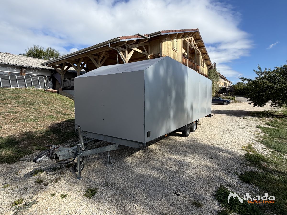 Remorque fermée – photo 3 sur 6
