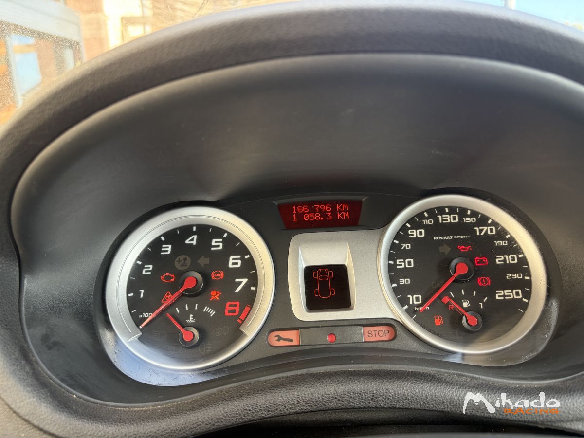 Clio 3 rs – photo 3 sur 5