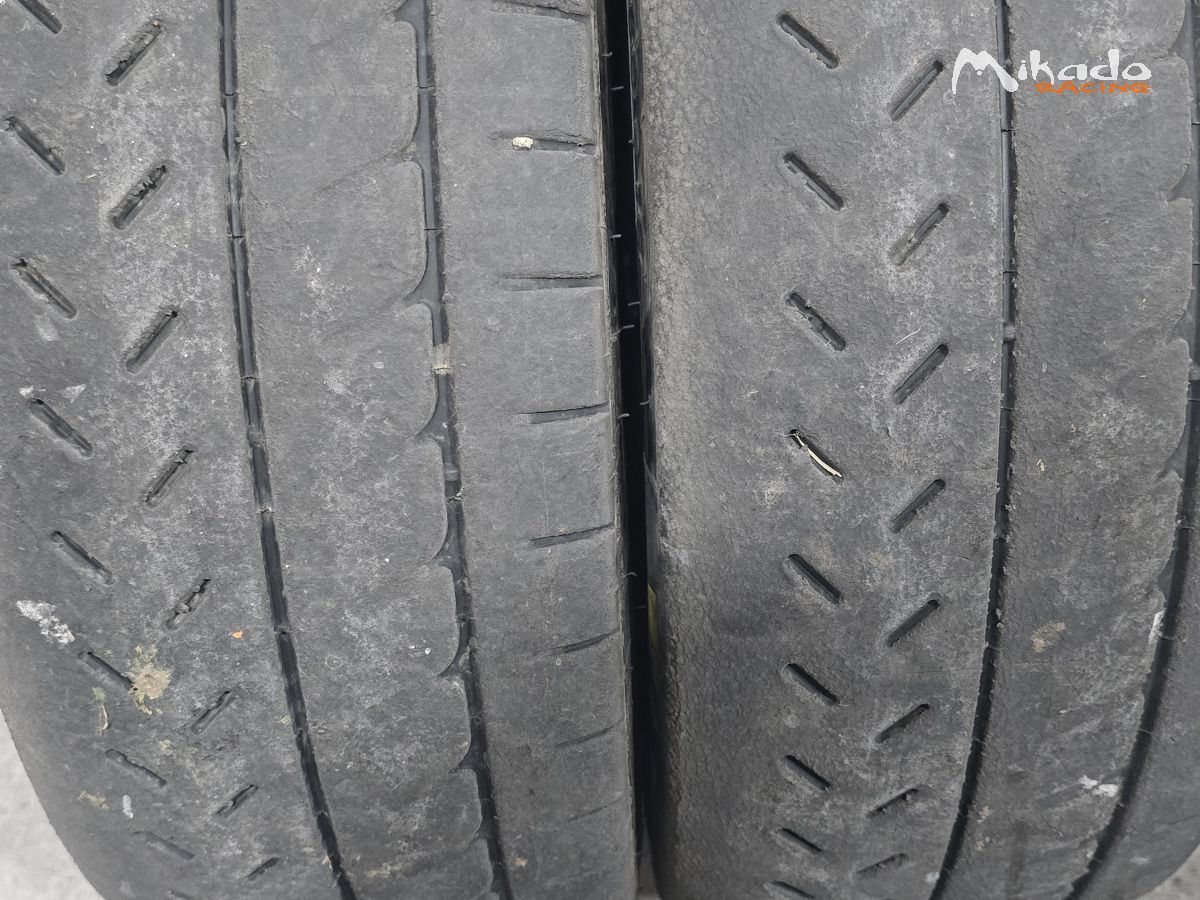 2 R21 michelin 16p – photo 1 sur 3