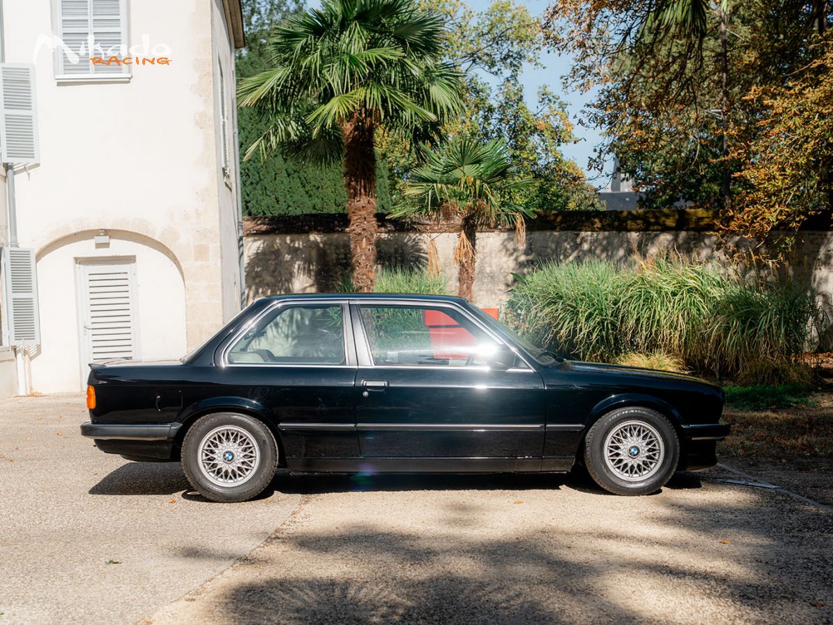 Bmw E30 320i – photo 3 sur 6