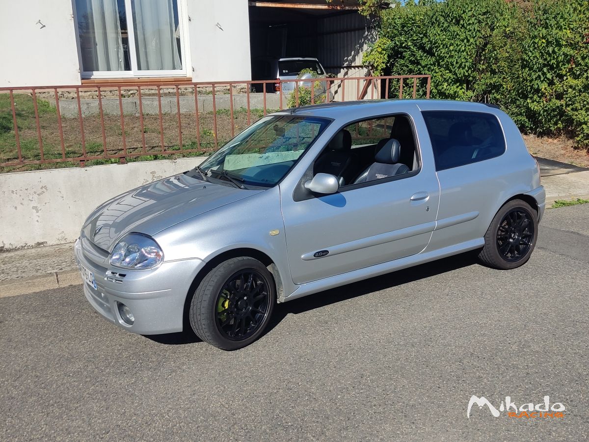 Clio 2 RS1 – photo 2 sur 3
