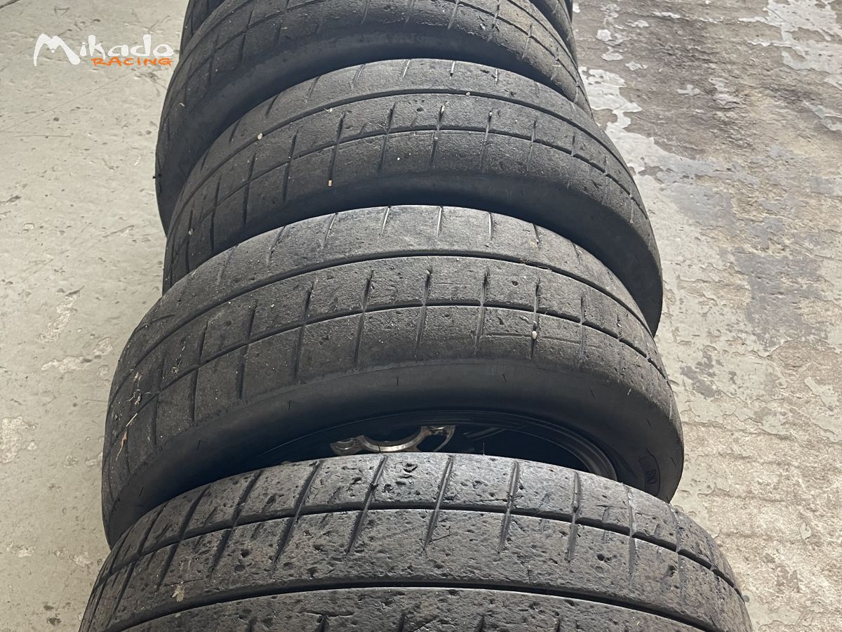 6 Pneus Michelin S10 16 pouces – photo 5 sur 5